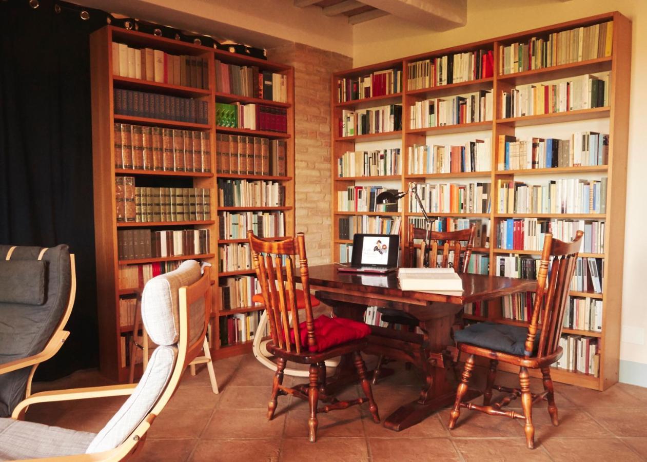 Il Gallo Silvestre - Bed&Books Montecassiano Exterior photo